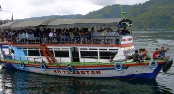 92+ Gambar Perahu Di Danau Toba Paling Keren 92+ Gambar Perahu Di Danau Toba Paling Keren