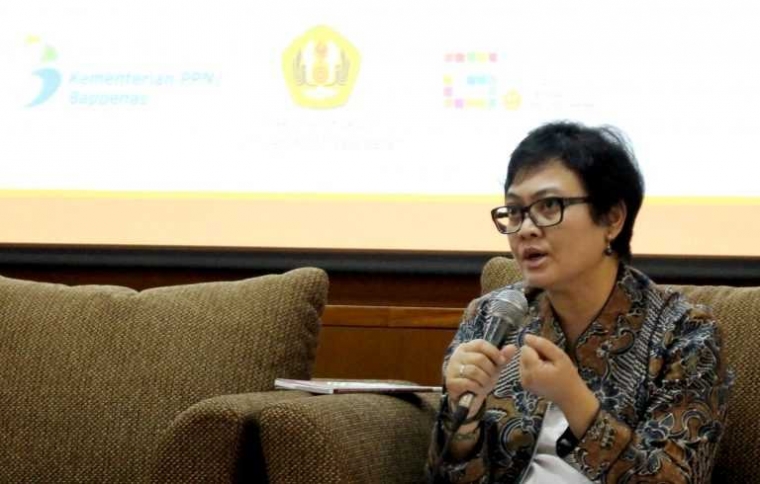 Mengenal Calon Hakim Mahkamah Konstitusi Susi Dwi Harijanti