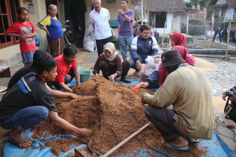 Pemanfaatan Limbah Kopi sebagai Pakan Ternak Kompasiana com Pemanfaatan Limbah Kopi sebagai Pakan Ternak Kompasiana com