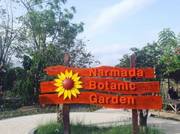 Wisata Botani Ala Narmada Botanic Garden Kompasiana Com Wisata Botani Ala Narmada Botanic Garden Kompasiana Com