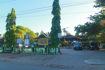 Makam Sultan Suriansyah Wisata Sejarah Dan Religi Kota Makam Sultan Suriansyah Wisata Sejarah Dan Religi Kota