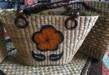 Contoh Kerajinan Limbah Tekstil Dari Serat Alam Adalah Tas Contoh Kerajinan Limbah Tekstil Dari Serat Alam Adalah Tas