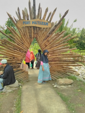 Puri Mataram Tempat Wisata Baru Di Kabupaten Sleman Halaman Puri Mataram Tempat Wisata Baru Di Kabupaten Sleman Halaman