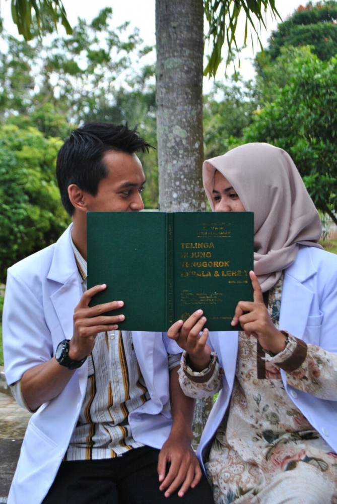 Social Climber "Pamer pengakuan" bikin baper.