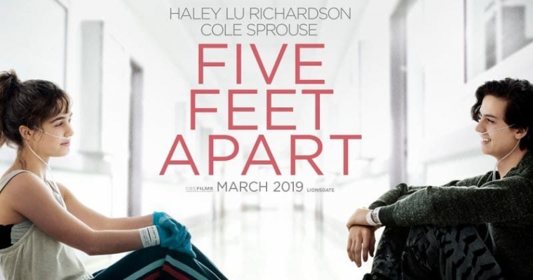 Five Feet Apart Kisah Cinta Yang Terpisah Jarak 5 Kaki Halaman 1