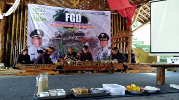 Kampung Adat Cireundeu Wisata Kuliner Pantang Makan Nasi Kampung Adat Cireundeu Wisata Kuliner Pantang Makan Nasi