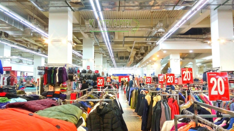 7 Rekomendasi Pusat Belanja Baju Murah di Jakarta Halaman 7 Rekomendasi Pusat Belanja Baju Murah di Jakarta Halaman