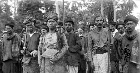Mahfud Benar, Jokowi Kalah di Provinsi dengan Sejarah Islam Garis Keras