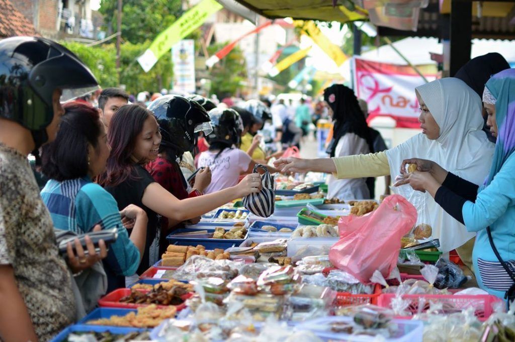 Mari Menghilangkan Kebiasaan Penggunaan Plastik Sekali Pakai di Bulan Ramadan