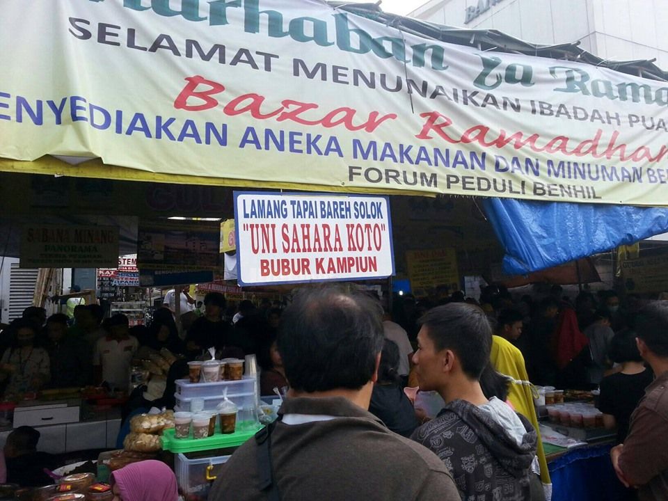 Pasar Benhil Tempat Berburu Takjil di Jakarta