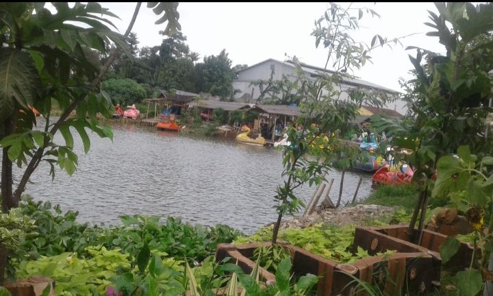 Taman Limo Ngabuburit Seru di Kabupaten Bekasi