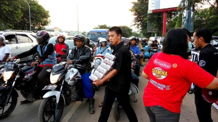 Tantangan Berpuasa di Jalan