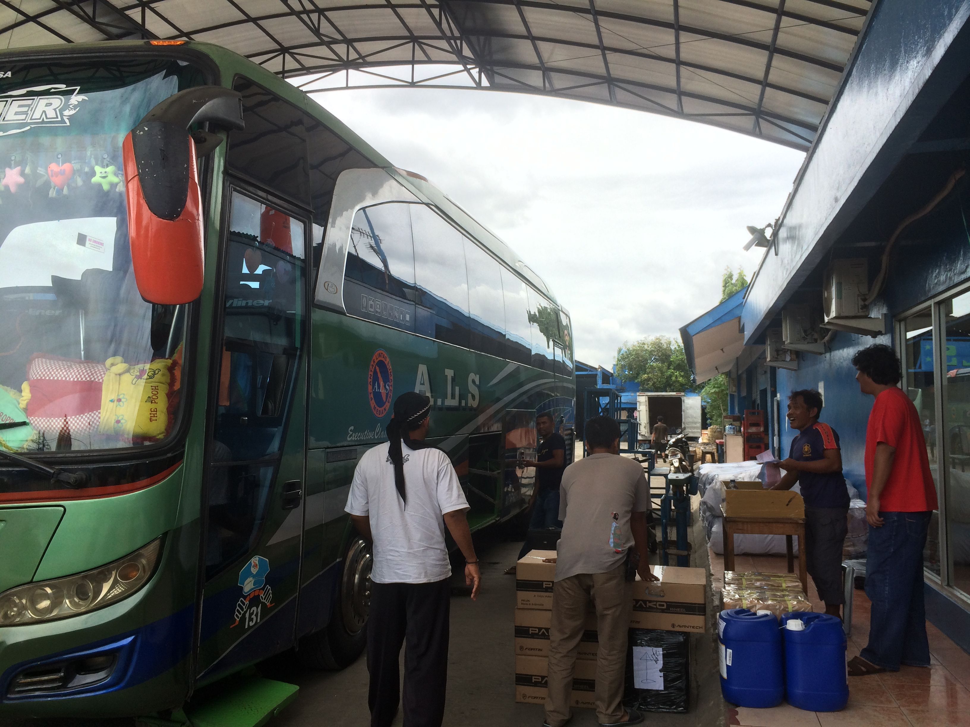 7 Tips Mudik Jawa-Sumatera dengan Bus ALS