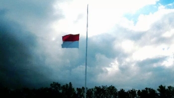 4000 Gambar Bendera Merah Putih Setengah Tiang Gratis 4000 Gambar Bendera Merah Putih Setengah Tiang Gratis