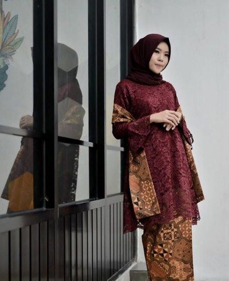 30 Model  Gamis  Brokat Perpaduan Batik  Fashion Modern 