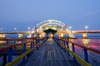 Rekomendasi Tempat Wisata Seru Di Surabaya Kompasiana Com Rekomendasi Tempat Wisata Seru Di Surabaya Kompasiana Com