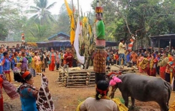 Contoh Musik Sebagai Sarana Upacara Adat Barisan Contoh Contoh Musik Sebagai Sarana Upacara Adat Barisan Contoh