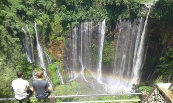 Temukan Pengalaman Baru Di Air Terjun Tumpak Sewu Temukan Pengalaman Baru Di Air Terjun Tumpak Sewu