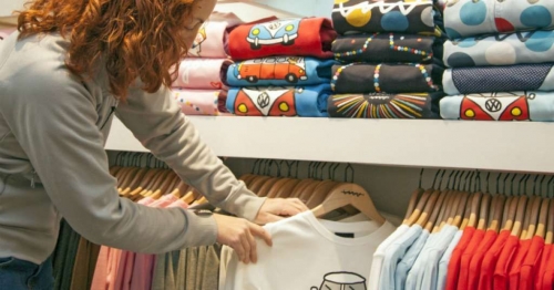Mimpi Dikasih Baju Berkaitan Erat Dengan Emosi Lho Kompasiana Com