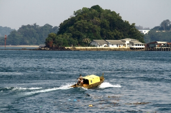 Ada Laut Hitam Di Batam Halaman All Kompasiana Com Ada Laut Hitam Di Batam Halaman All Kompasiana Com