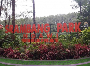 Panorama Air Terjun Srambang Park Ngawi Bikin Betah Seharian Panorama Air Terjun Srambang Park Ngawi Bikin Betah Seharian