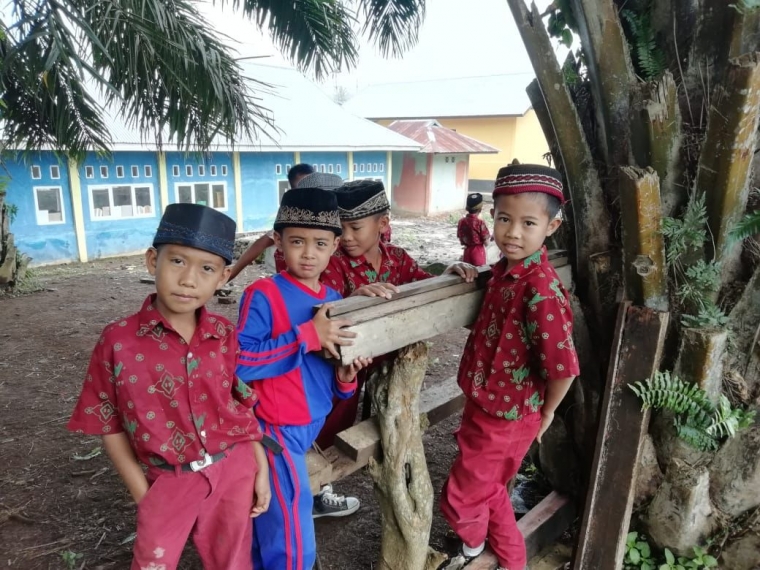 Perihal Harga Sebuah Pertemanan Belajarlah Dari Anak Sd Halaman All Kompasiana Com