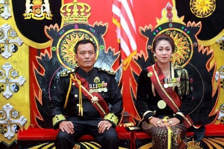 Keraton Agung Sejagat Sunda Empire dan Tumpulnya Nalar Keraton Agung Sejagat Sunda Empire dan Tumpulnya Nalar