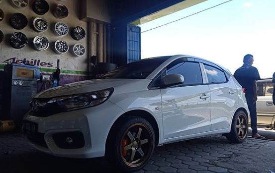 Kalkulasi Harga Spare Part Mobil Honda Brio di Bengkel Kalkulasi Harga Spare Part Mobil Honda Brio di Bengkel