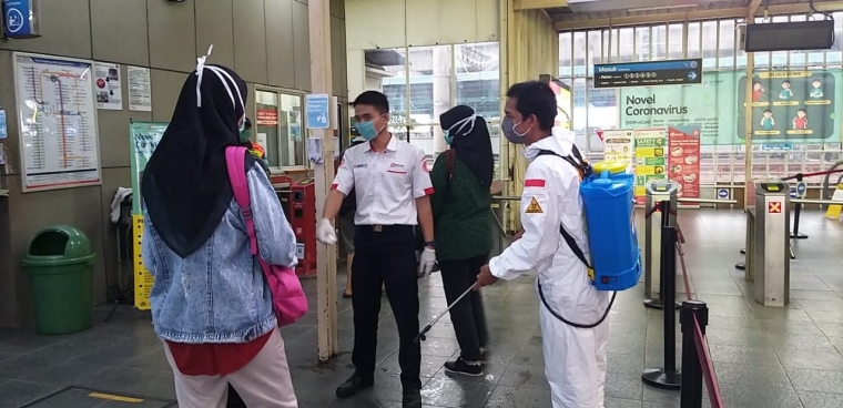 Pasar dan Stasiun Target IWM dan Bee Bread Cegah Covid 19