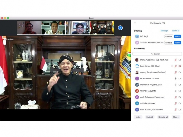 Panduan Menjadi Host Zoom Cloud Meeting Halaman 1 Kompasiana Com