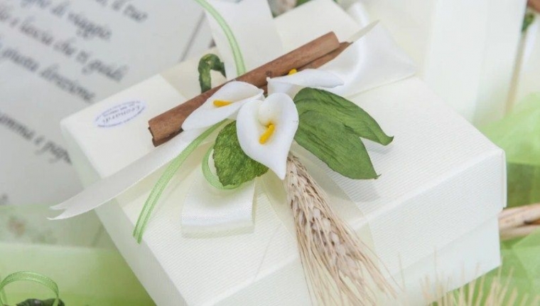 7 Contoh Souvenir Pernikahan yang Unik Elegan dan 7 Contoh Souvenir Pernikahan yang Unik Elegan dan