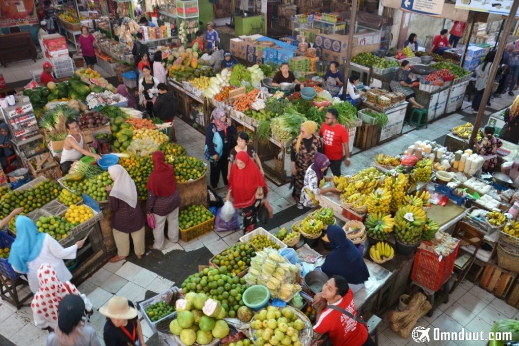 Seberapa Megap-megap Masyarakat Berbelanja Kebutuhan Harian di Ramadan?