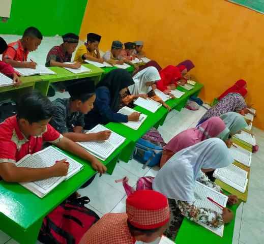 Kuliah 7 Paragraf: "Jujur Beramadhan"