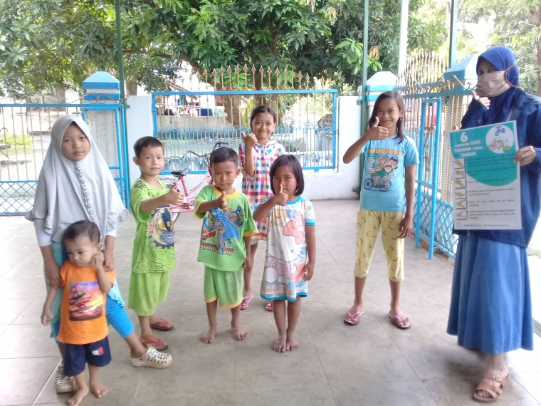Anak Anak Desa Randusari Semangat Belajar Cara Cuci Tangan Anak Anak Desa Randusari Semangat Belajar Cara Cuci Tangan