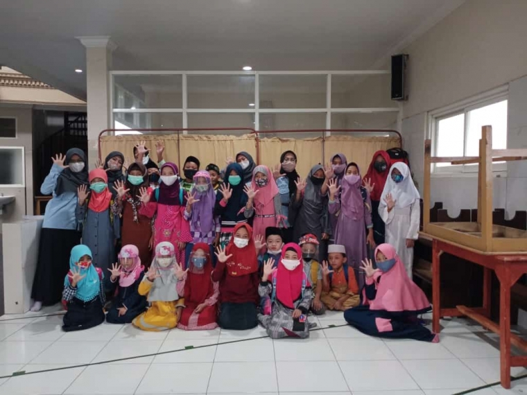 Pengabdian Masyarakat dalam Bentuk Edukasi Pentingnya   Pengabdian Masyarakat dalam Bentuk Edukasi Pentingnya