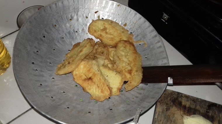 Mengulas Sisi Unik Pisang Goreng Sejarah Mitos dan Fakta Mengulas Sisi Unik Pisang Goreng Sejarah Mitos dan Fakta