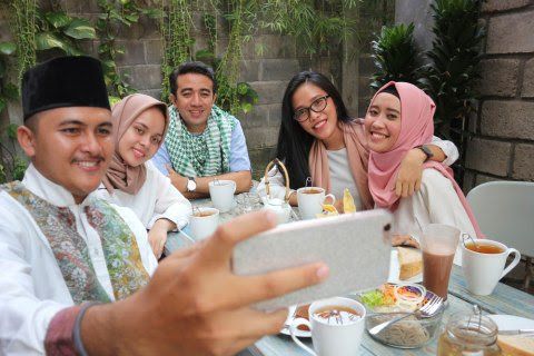Bukber Virtual Saat Puasa Ramadhan, Cara dan Manfaatnya