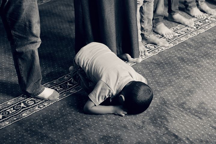 Hadis, Ayat Suci dan Doa-Doa Terdahsyat untuk Muhasabah dan Munajat di Kesucian Ramadan
