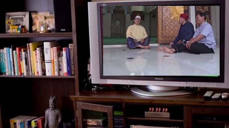 Ketika Tradisi Bangunin Sahur Berganti Acara TV, Teman hingga Salat Subuh