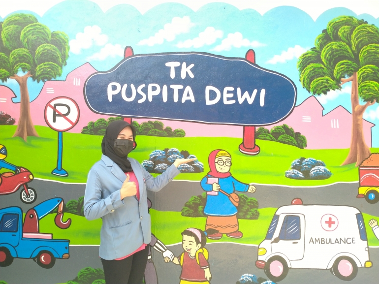 KKN Tematik UPI 2021 PJJ tanpa membuat stress anak dan KKN Tematik UPI 2021 PJJ tanpa membuat stress anak dan