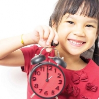 Dua Kebiasaan Orangtua agar Anak Mampu Menghargai Waktu