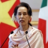 Hitam Putih Perjalanan Politik Aung San Suu Kyi