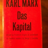 Menemui Karl Marx di Das Kapital