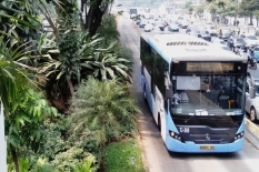 Memperbanyak Bus TransJakarta untuk Mengurangi Kemacetan Jakarta