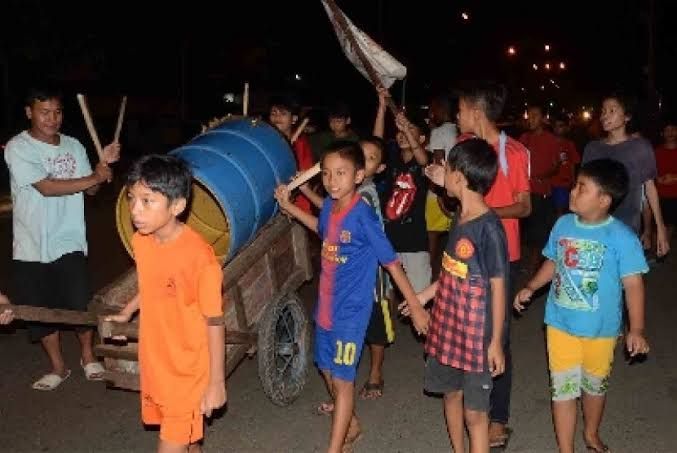 Tradisi Bangunkan Sahur Perlu Dilestarikan karena Bermanfaat bagi Sesama