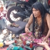 Uniknya Penjual Ramuan Jamu di Kaki Lima