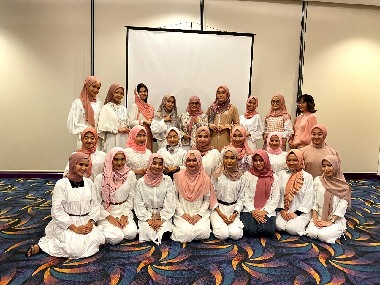 Meraih Berkah di Bulan Ramadan, Azzura Modelling School Gelar Buka Puasa Bersama