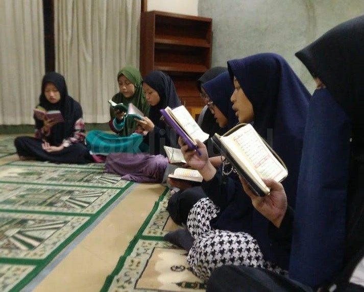 Tahsin Quran sebagai Implementasi Nilai Religiusitas