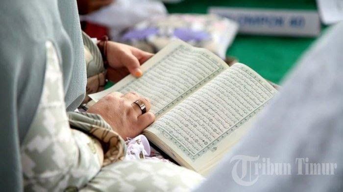 Memuliakan Alquran, Berikut 9 Adab Penting ketika Membacanya