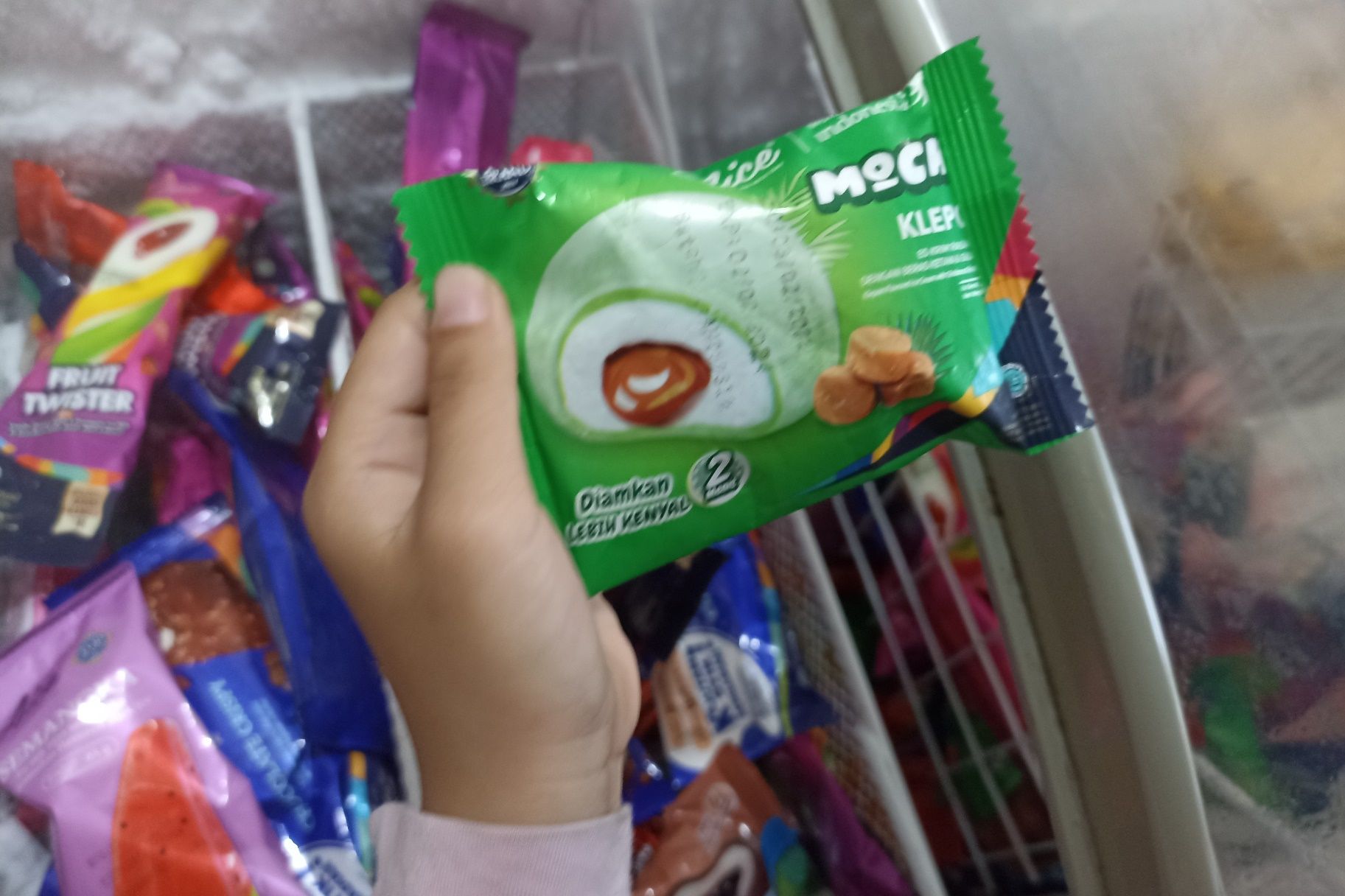 Menyemangati Anak Berpuasa dengan Takjil Es Krim Mochi